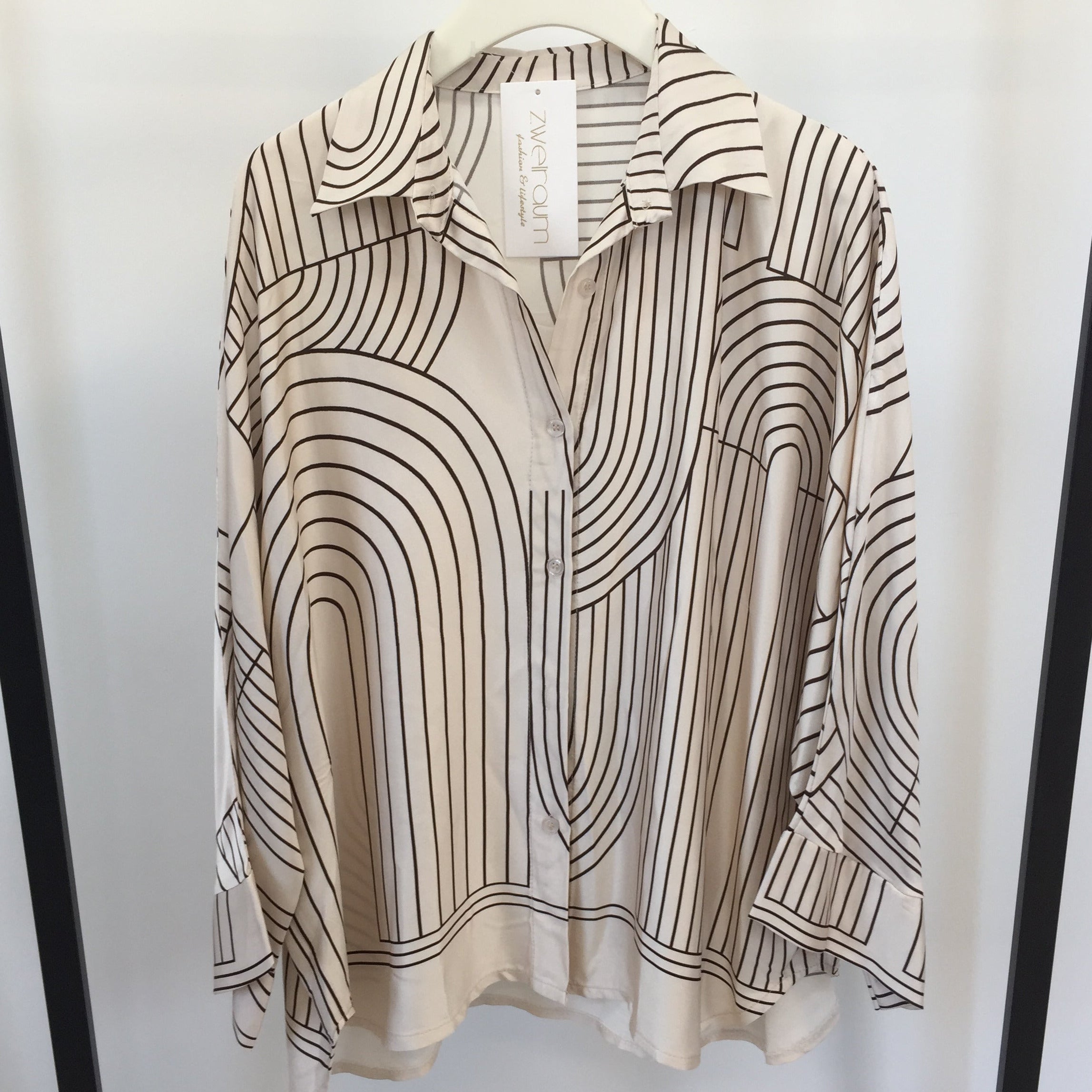 Loose Shirt Rainbow Pattern