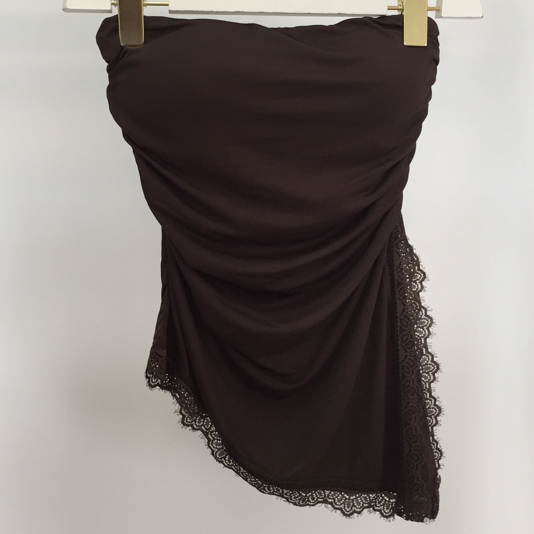 Tube Top mit seitlichem Schlitz & Lace Detail
