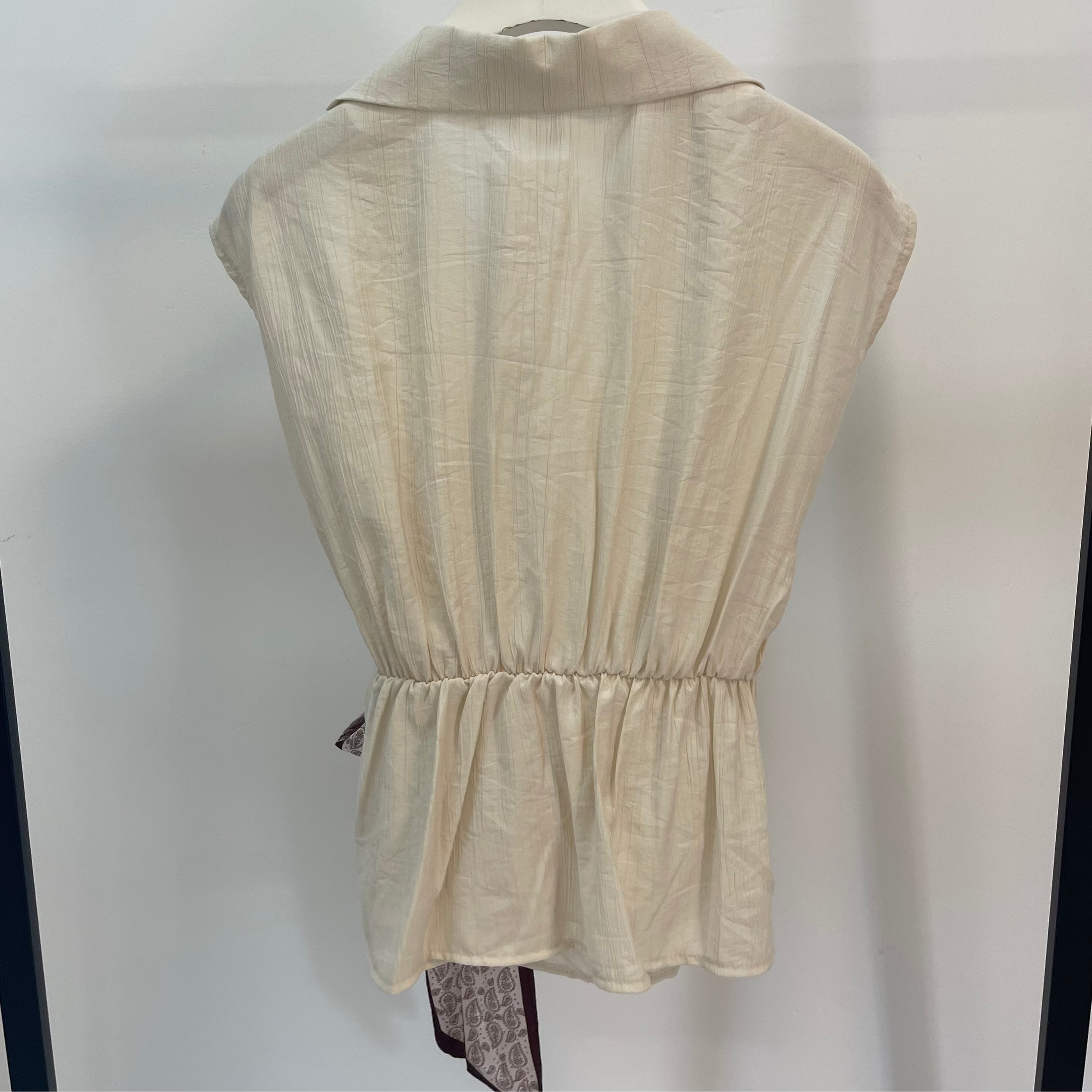 Structured Bluse Side Tie