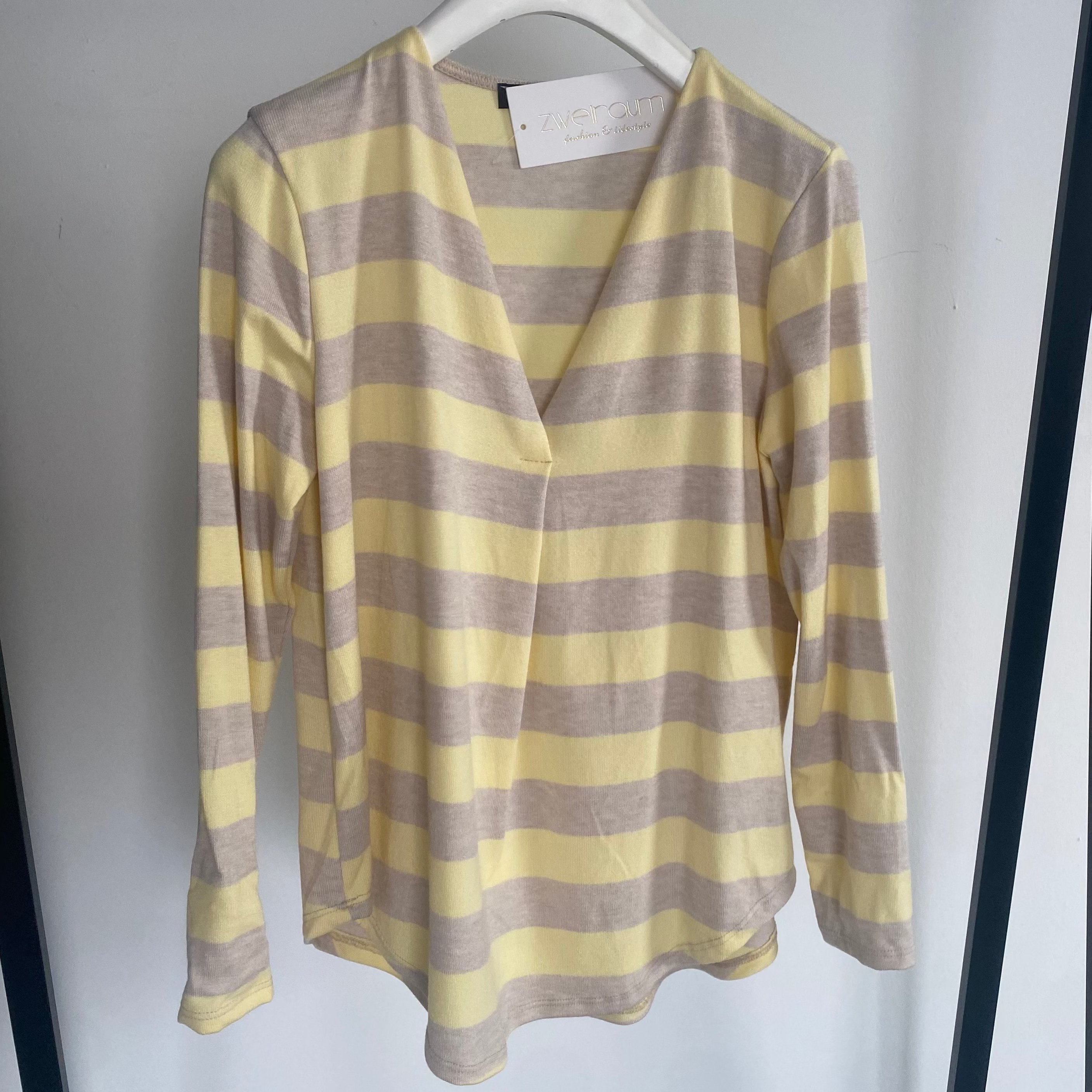 Longsleeve Deep V-Neck Stripes