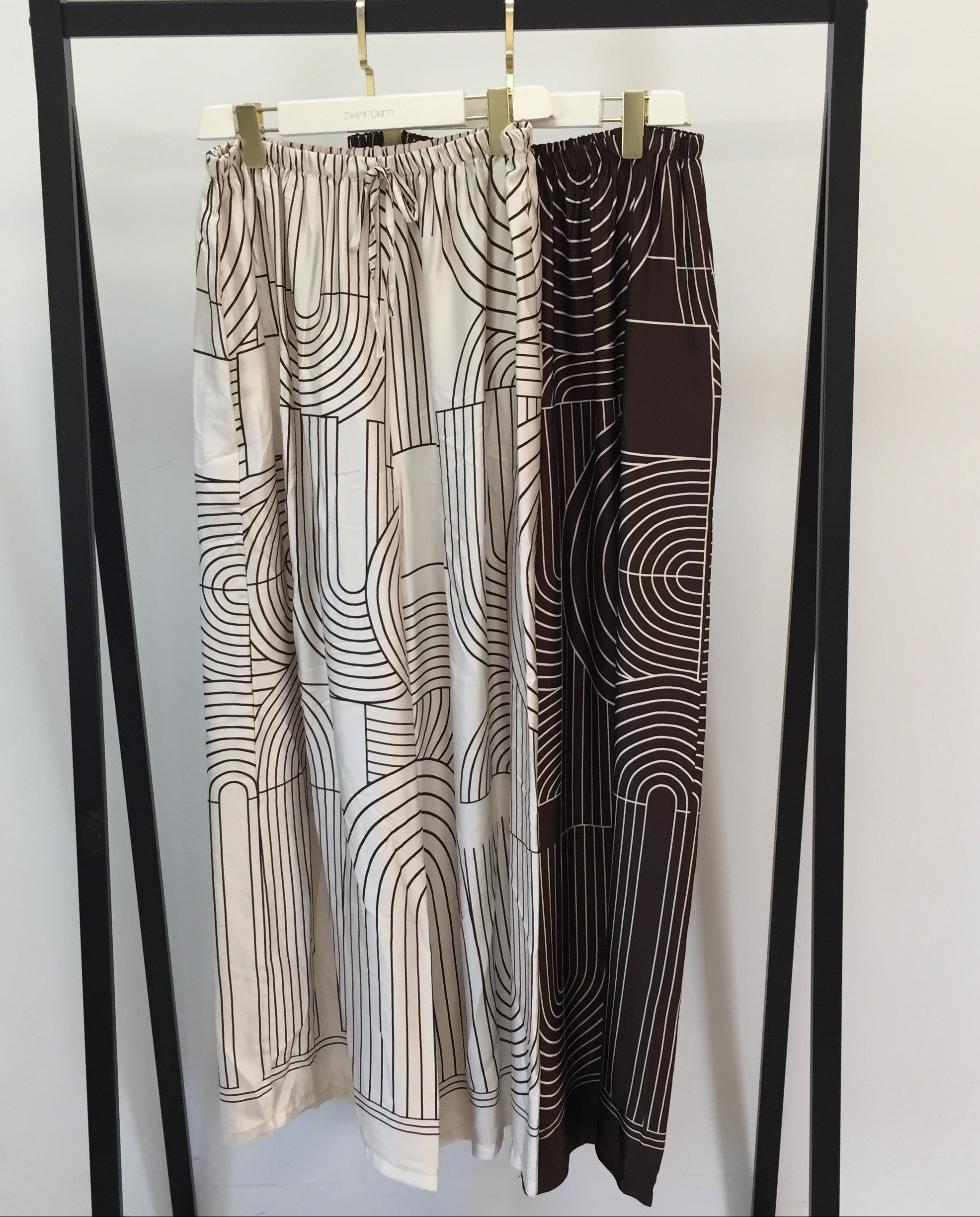 Loose Hose Rainbow Pattern