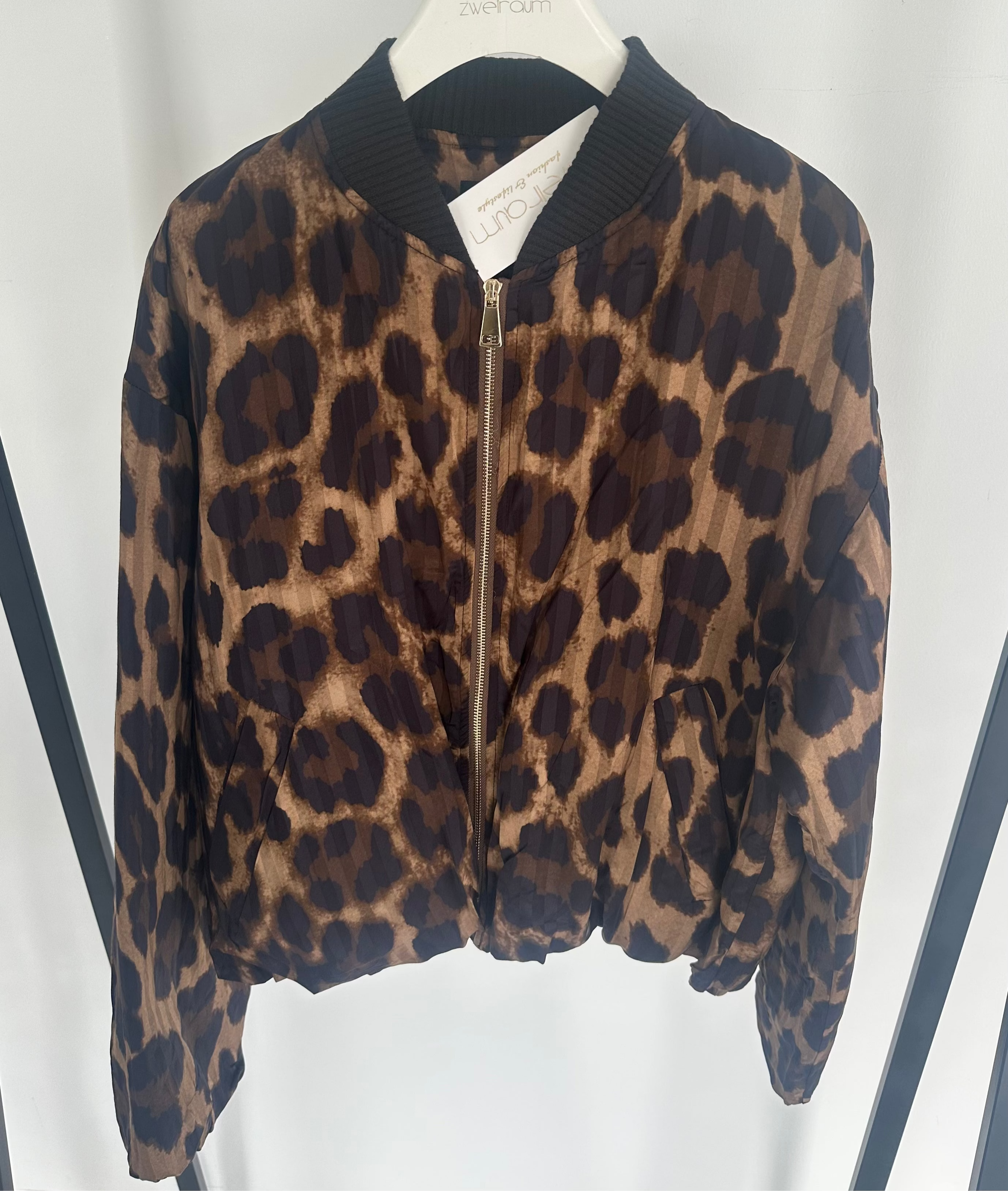 Leo Jacke Oversize