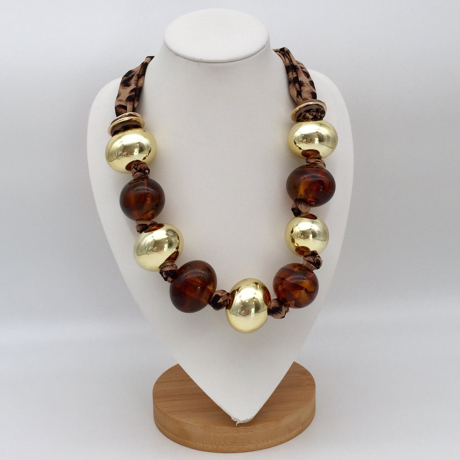 Tuch Kette Big Pearls