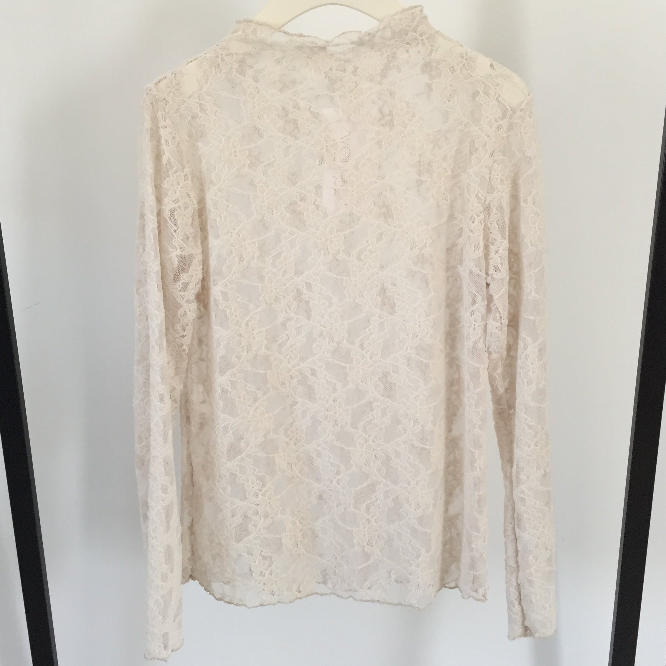 Lace Longsleeve Flower