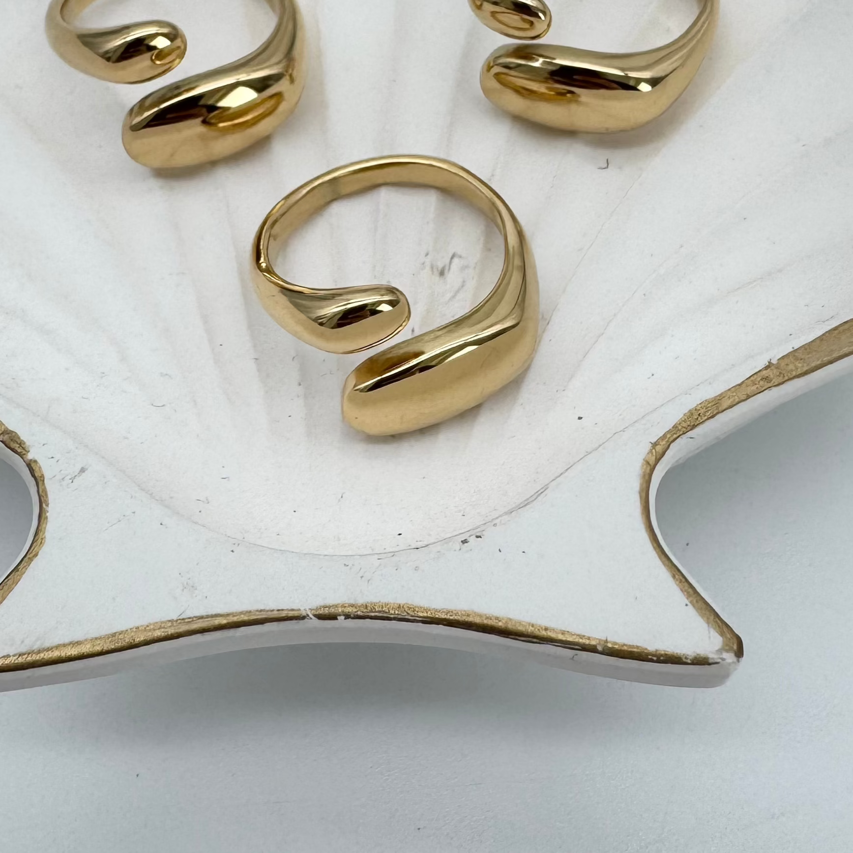 Ring Embrace