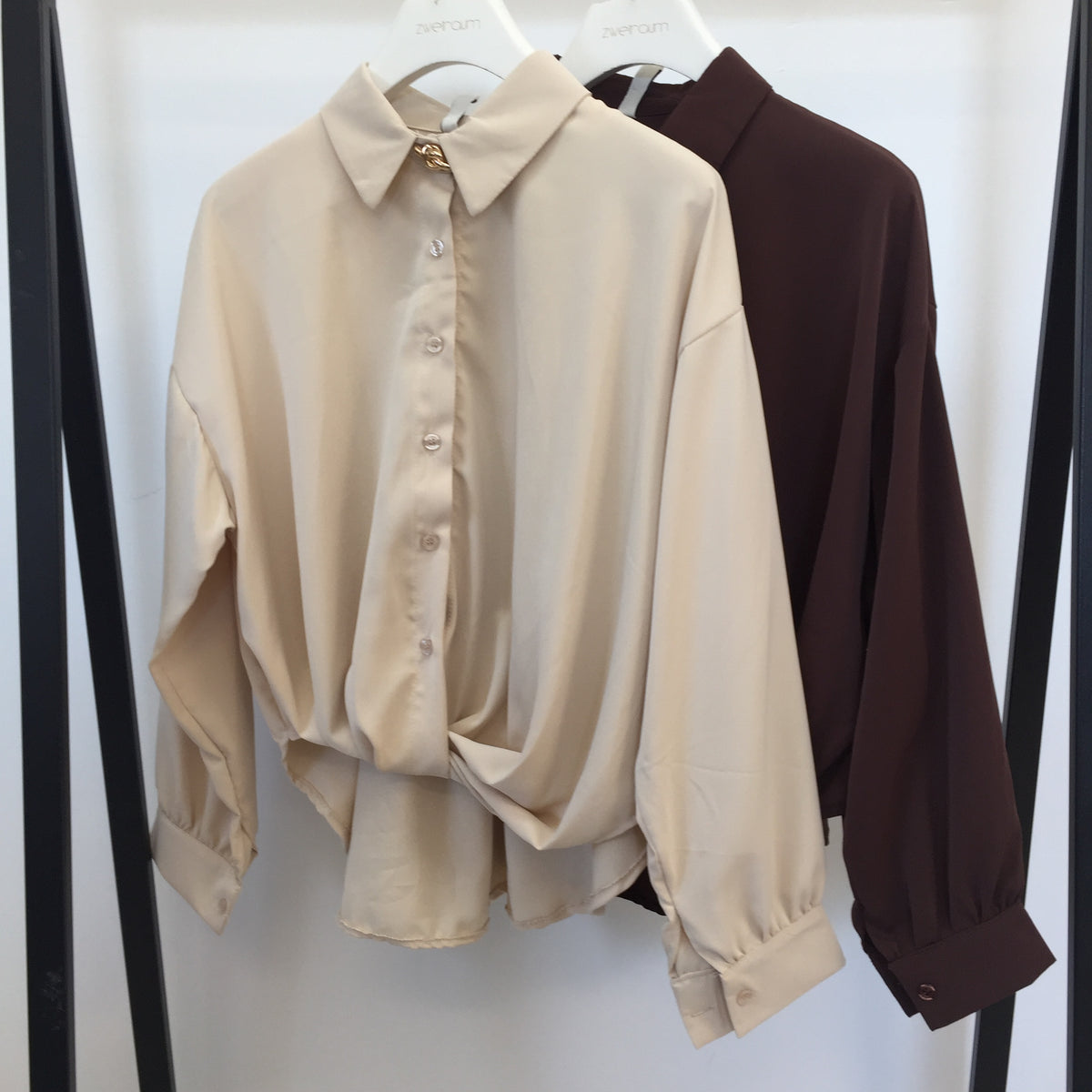 Cross Bluse Gold Button