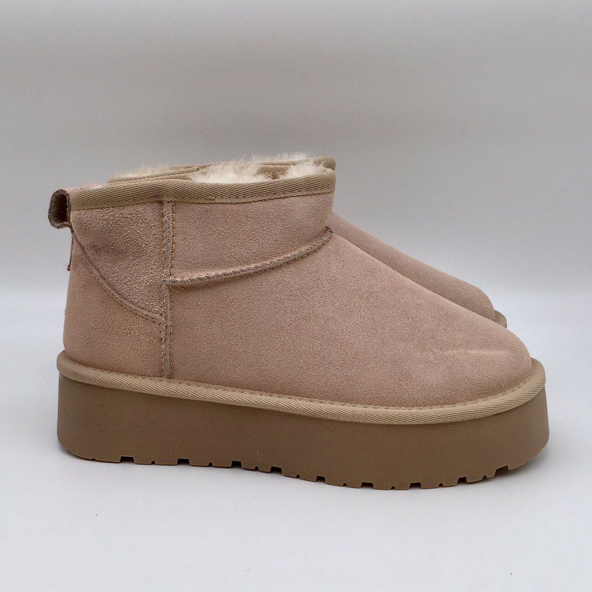 Mini Boots Cosy