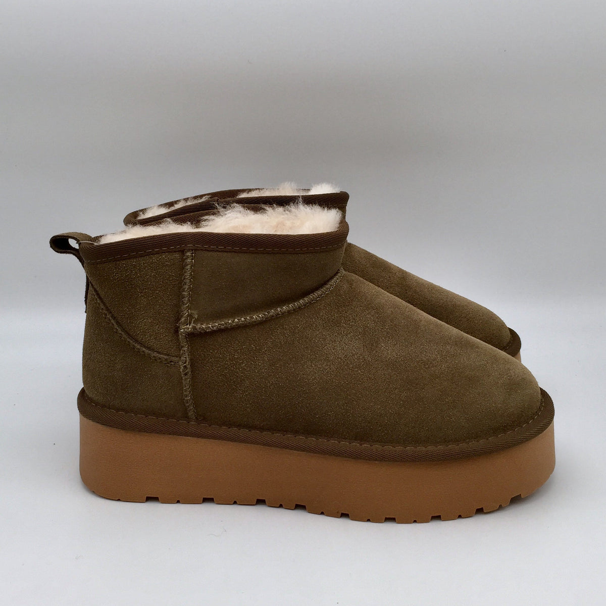 Mini Boots Cosy