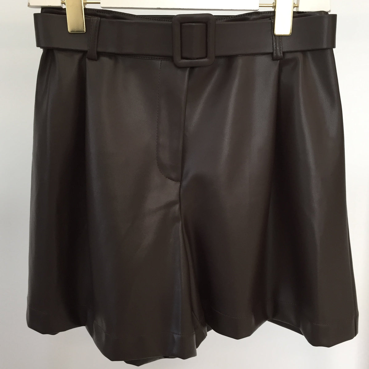Long Shorts Lederoptik mit Gürtel