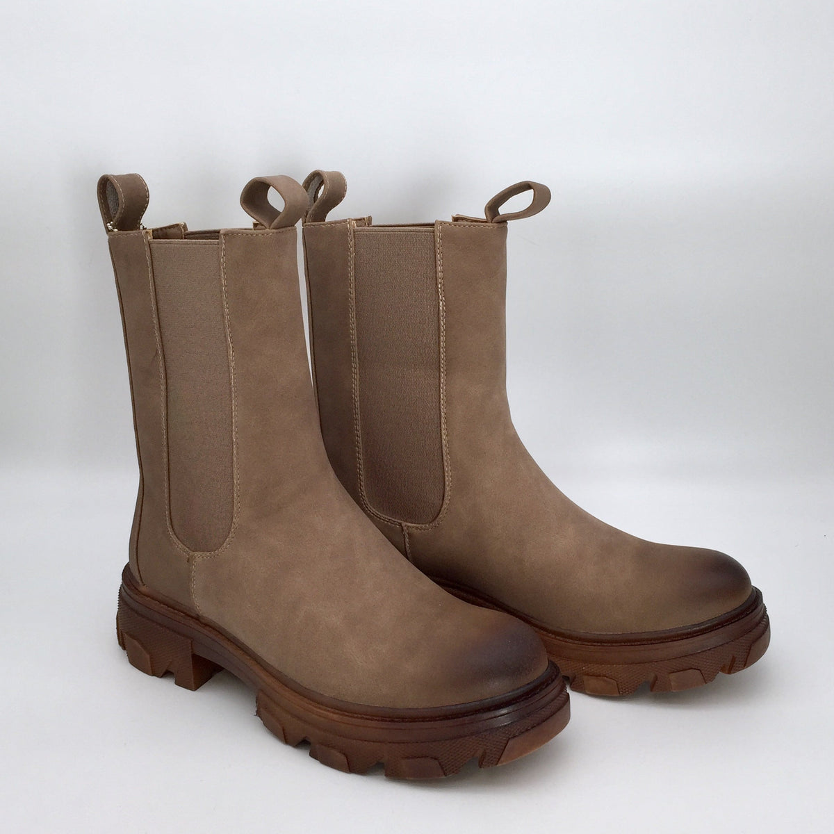Boots Faded Front
