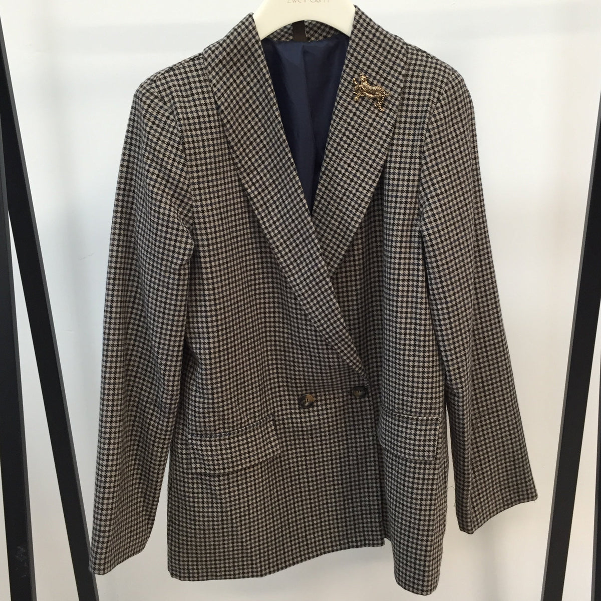 Karo Blazer Leo Brosche