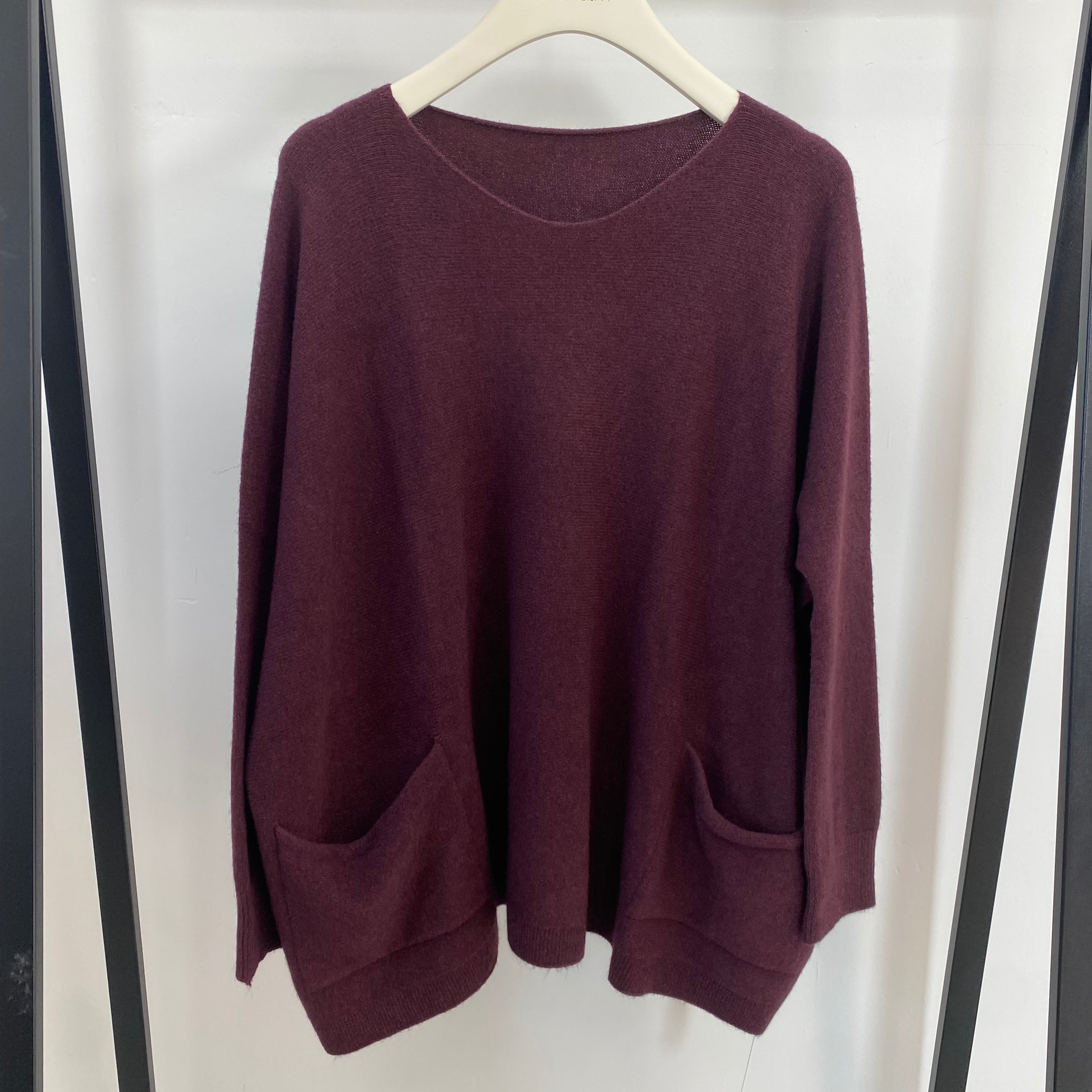 Capsule Pulli Side Pocket