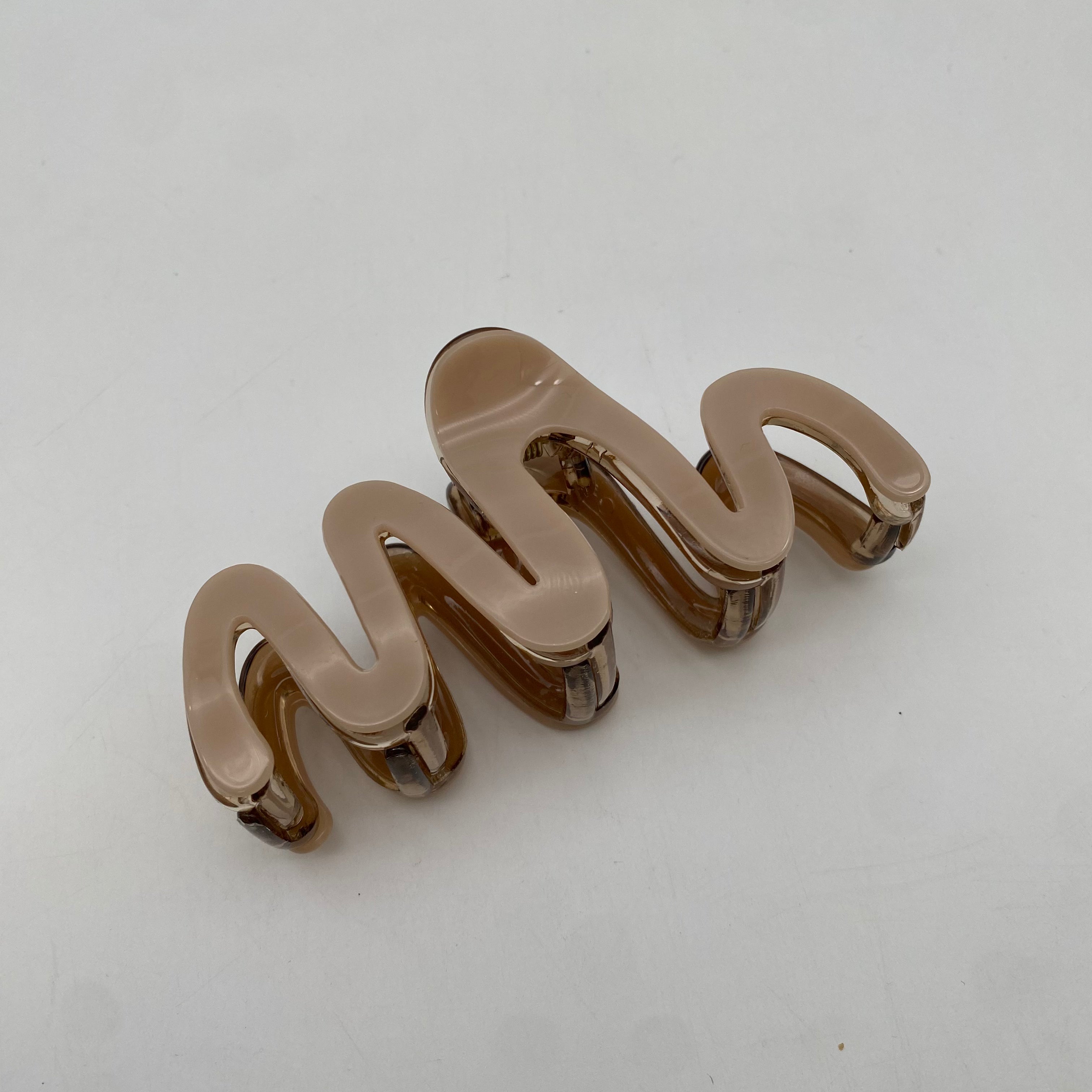 Claw Clip Squiggle