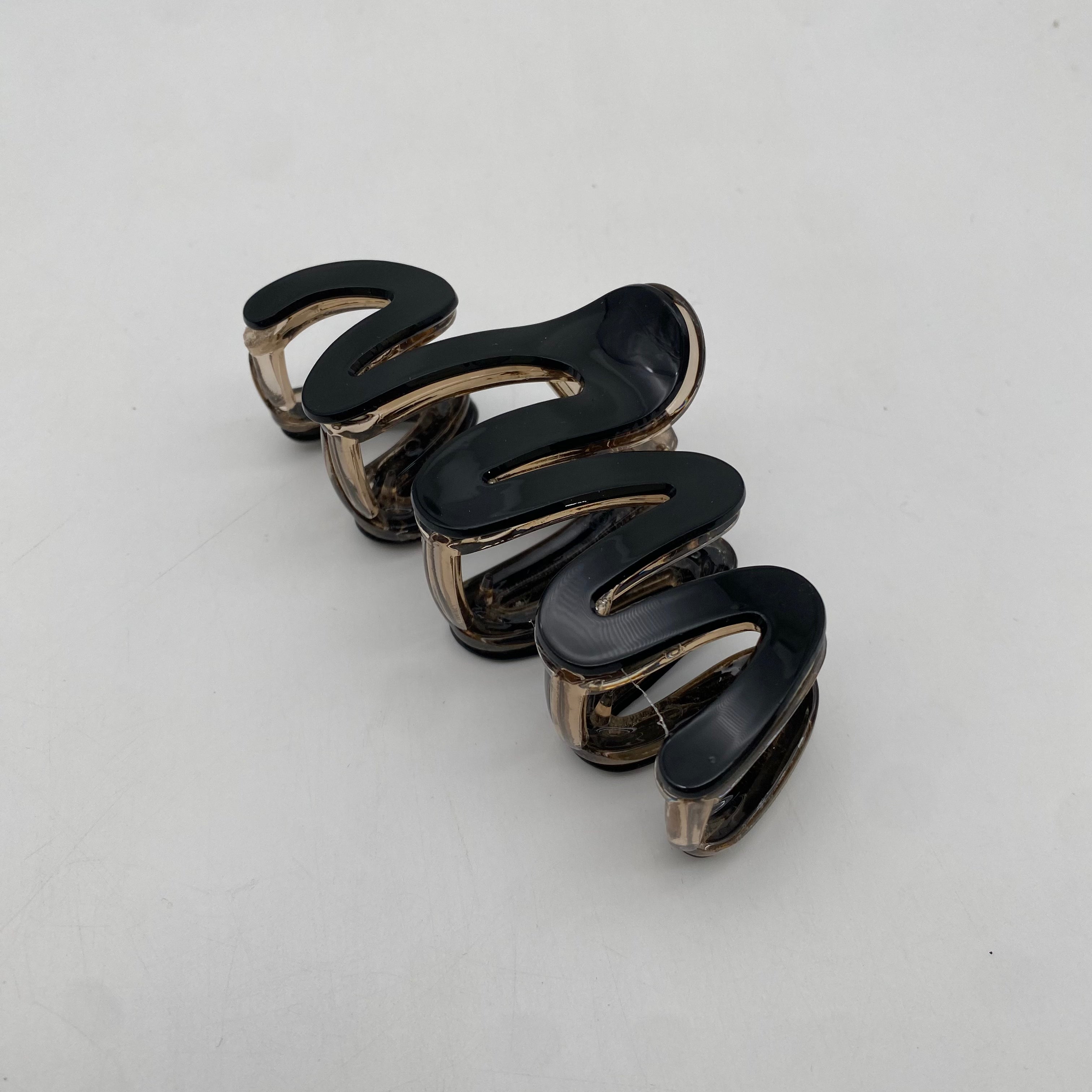 Claw Clip Squiggle