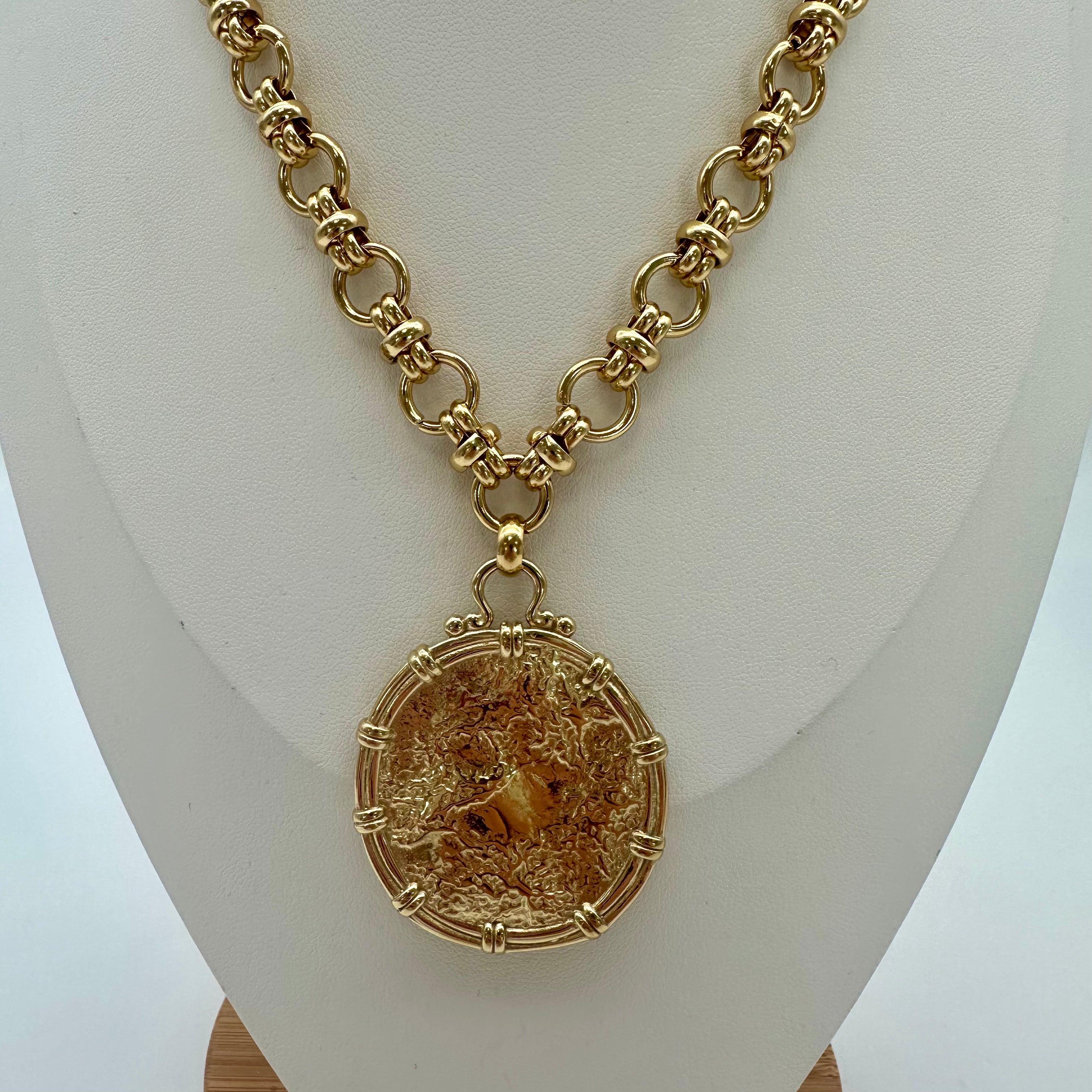 Short Kette Big Pendant
