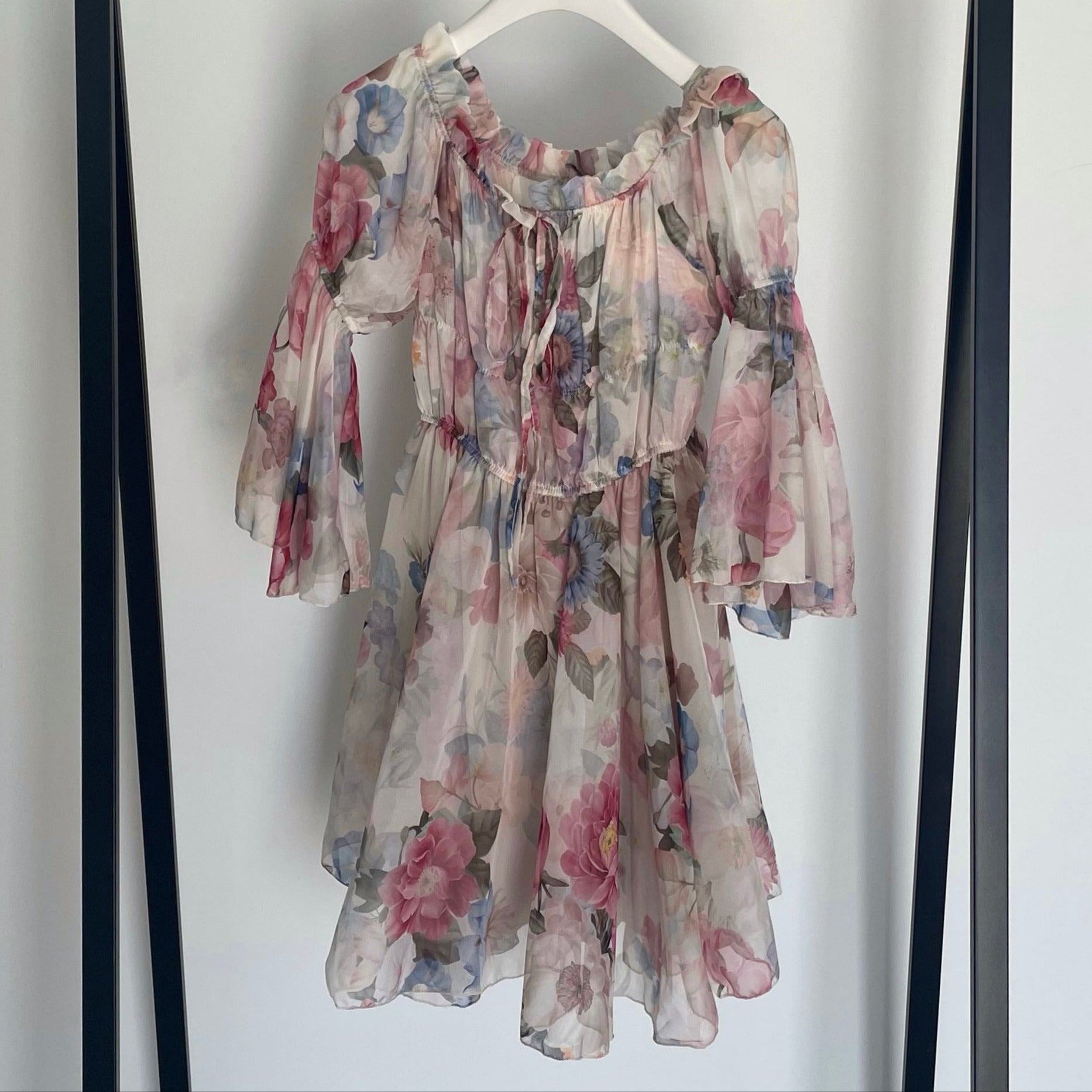Offshoulder Kleid Flowers