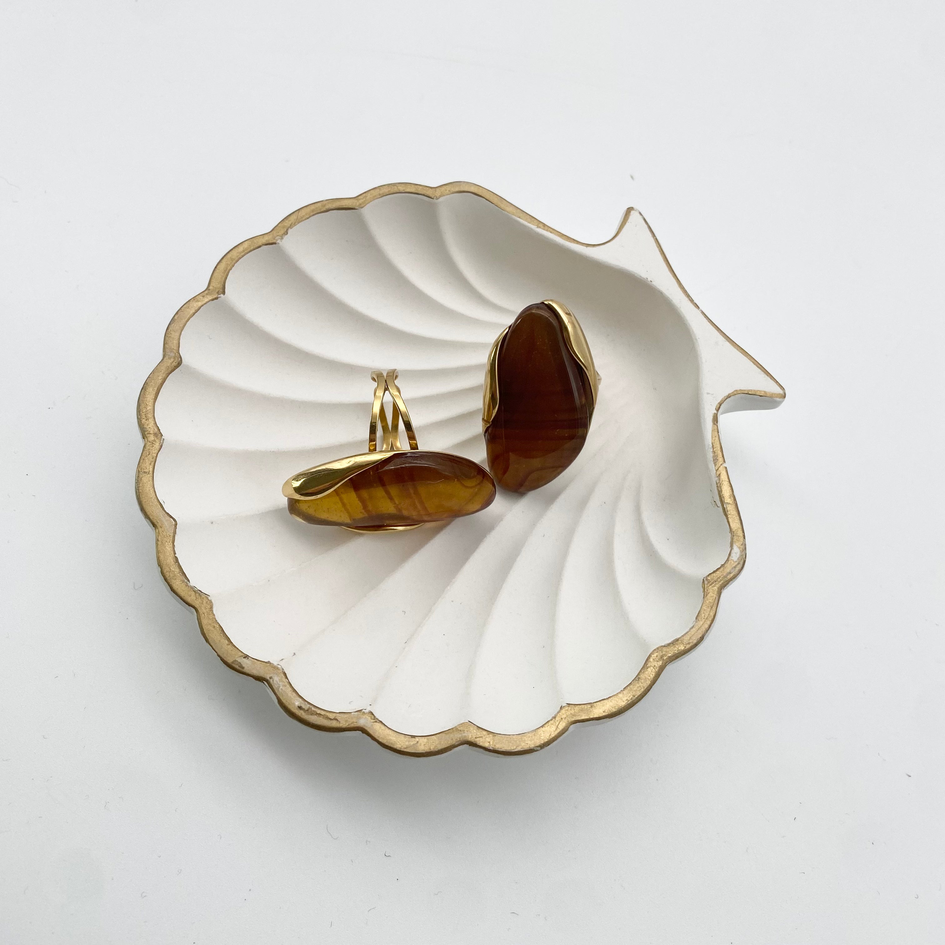 Ring Amber