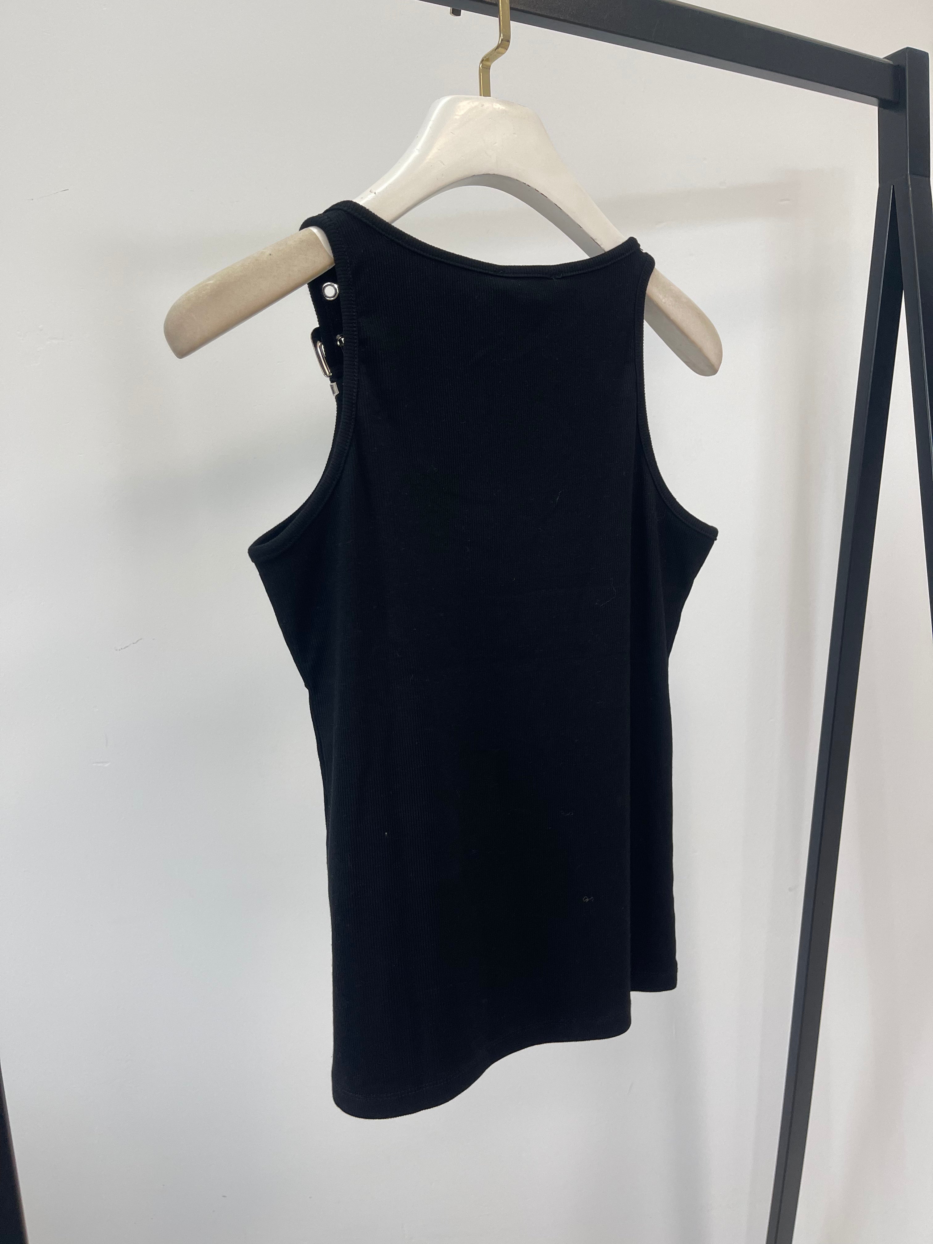 Tank Top Schnalle