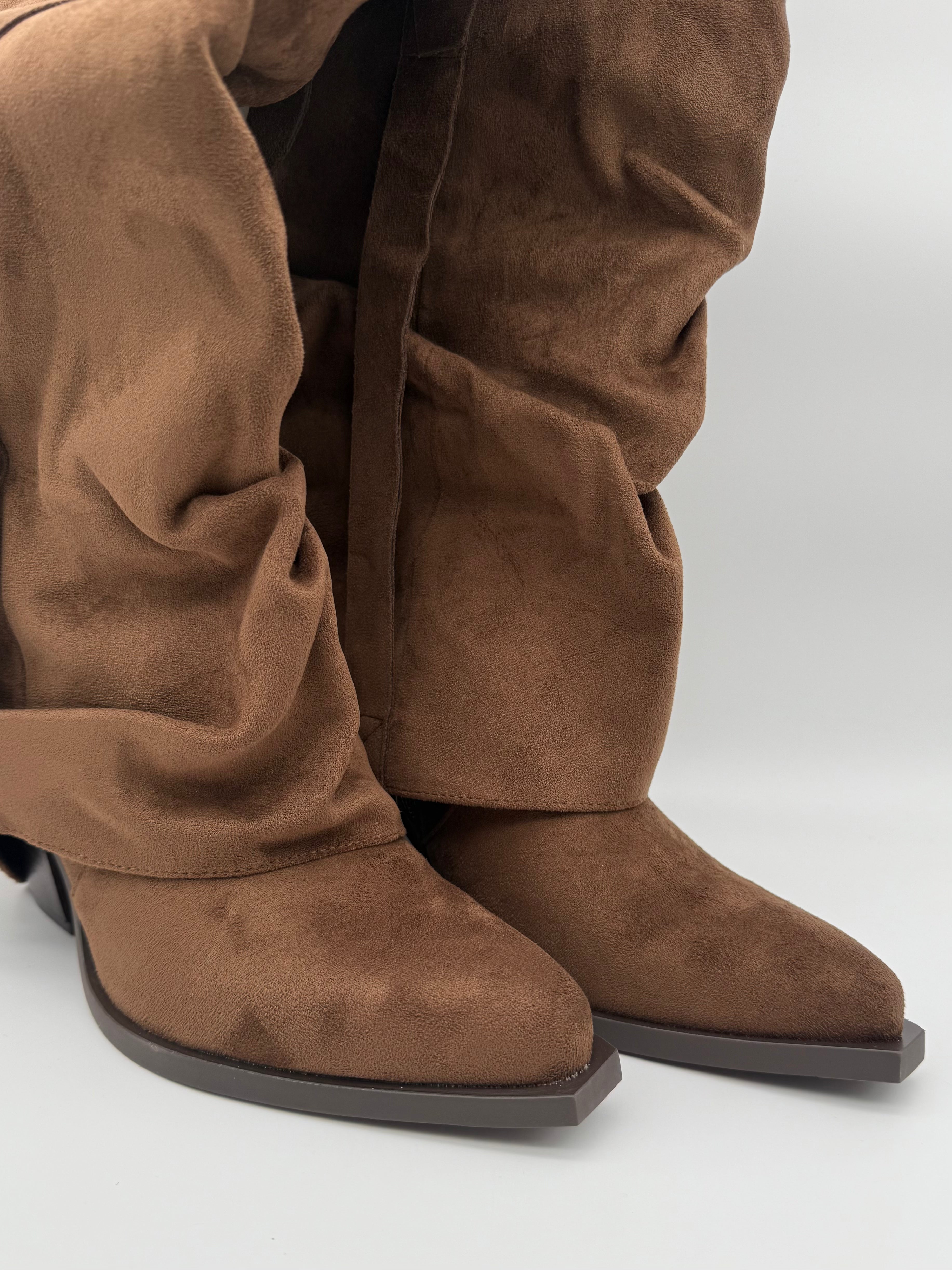 Cowboy Boots mit Schnalle